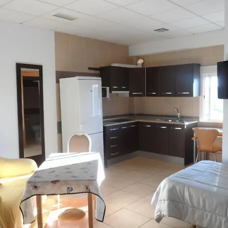 Guest house Via Del Caminante 2*