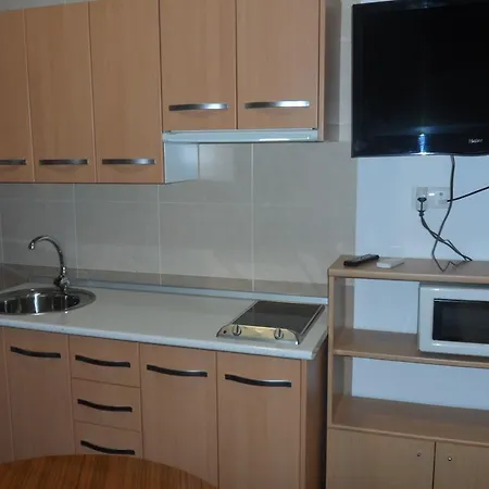 Guest house Via Del Caminante 2*