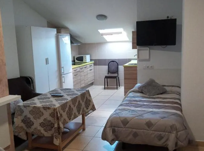 Via Del Caminante 4*