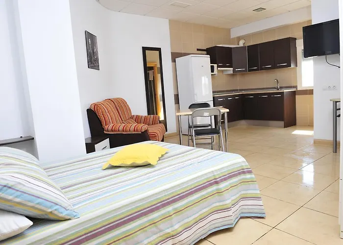 Affittacamere Via Del Caminante 4*